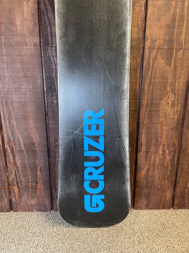 Burton Cruzer Snowboard - USED