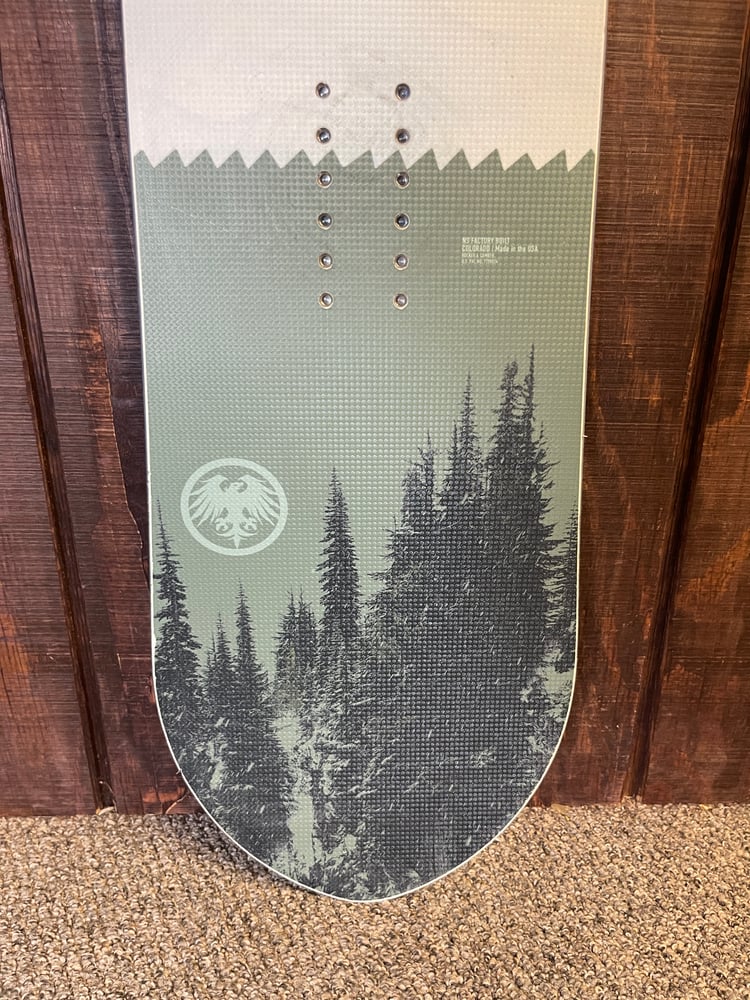 2024 Never Summer Lady FR Snowboard - Used