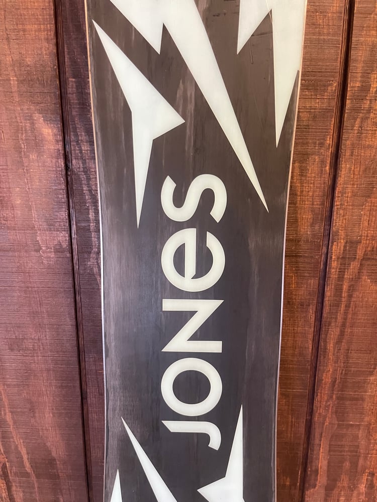 2025 Jones Twin Sister Snowboard - USED