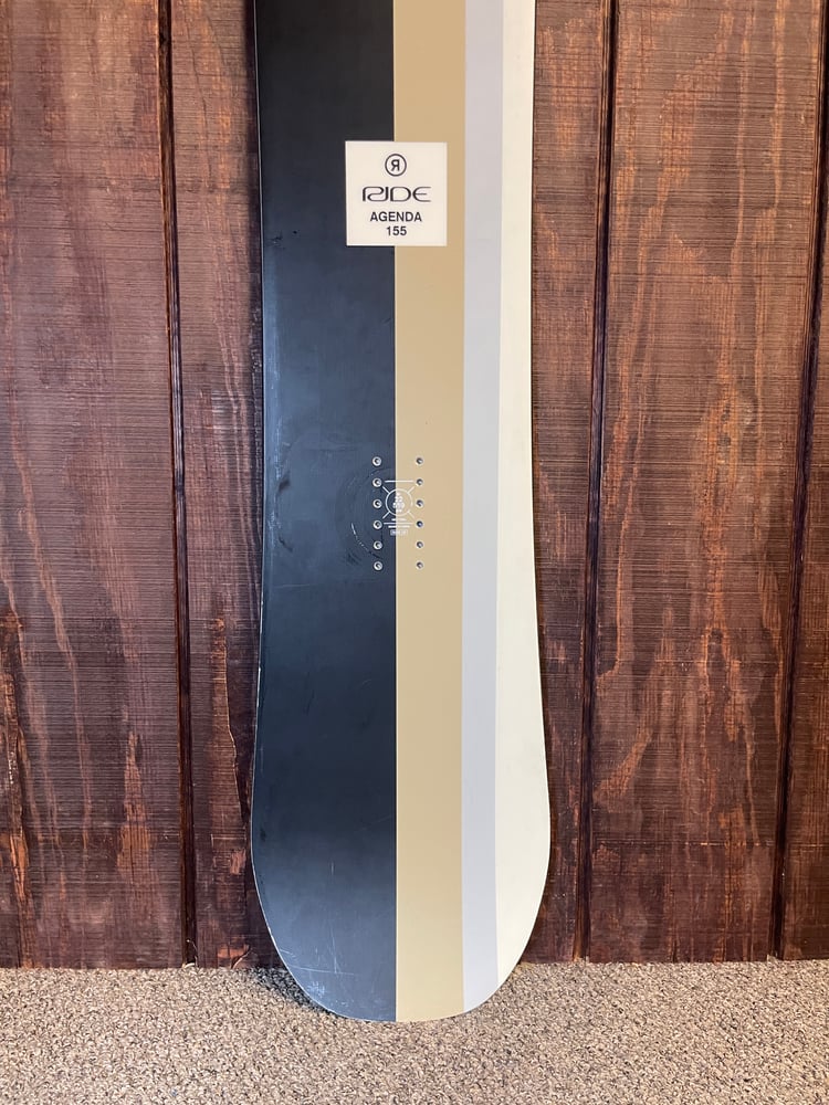 2023 Ride Agenda Snowboard Mens - USED