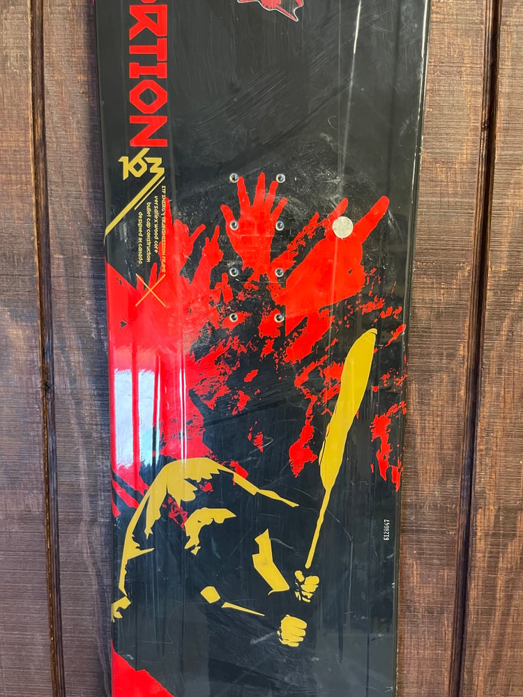 Lamar Distortion Snowboard - USED