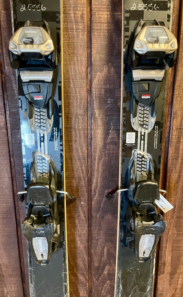 All Mountain Ski