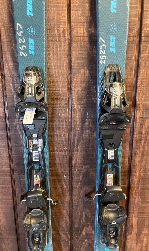 Fischer The Curve GT 76 Skis w/Bindings