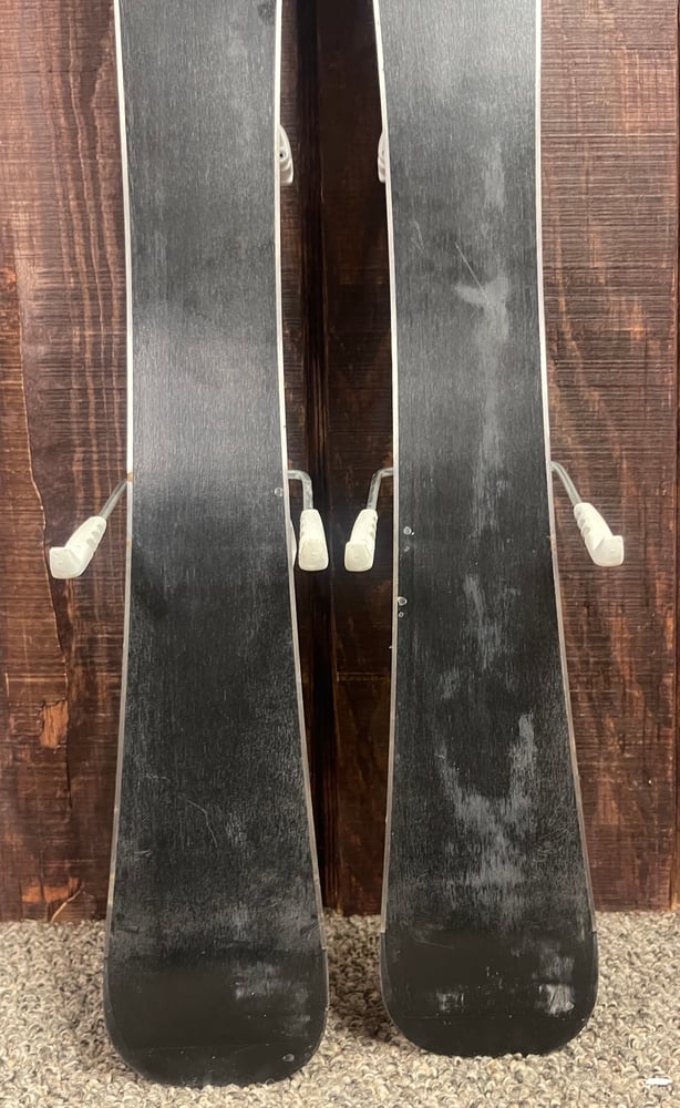 Used Elan Beginner Kids Skis
