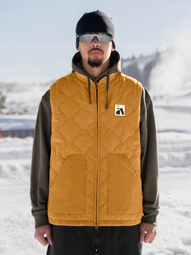 2025 Armada Men's Yowler Vest - NEW
