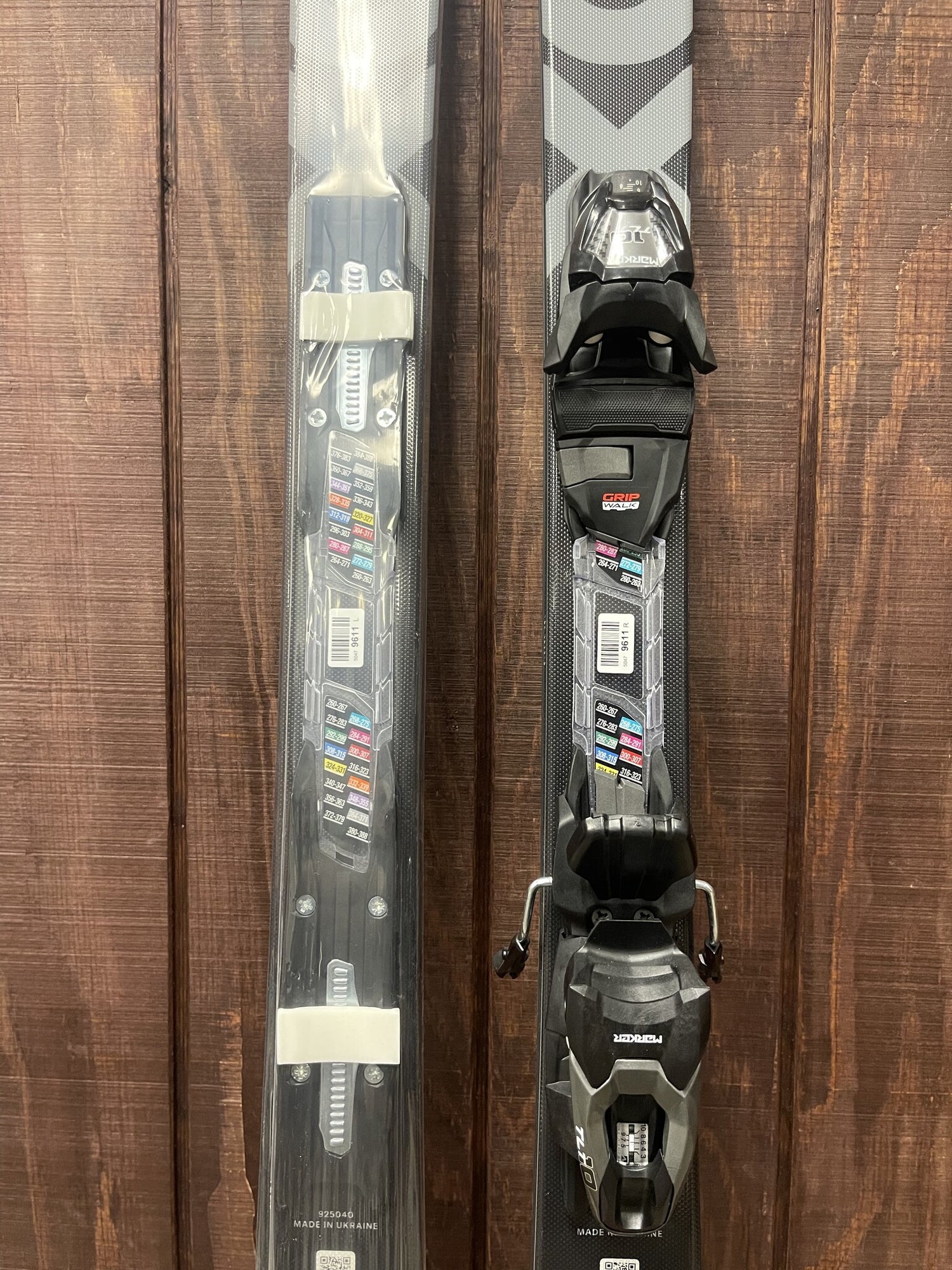 2026 Blizzard XCR Skis w/ Bindings - NEW