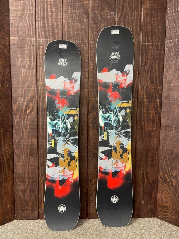 Proto Slinger Snowboard - Used