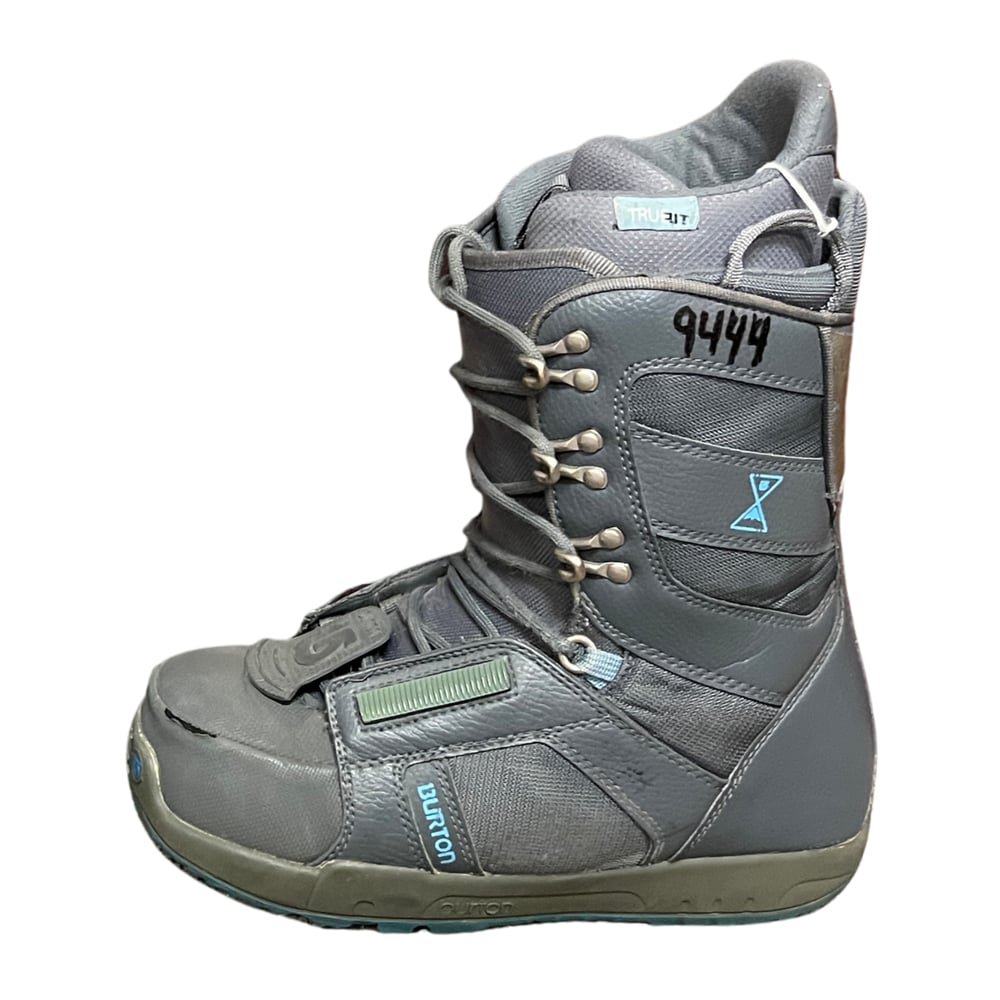 Burton Women's Progression Lace Snowboard Boots - USED