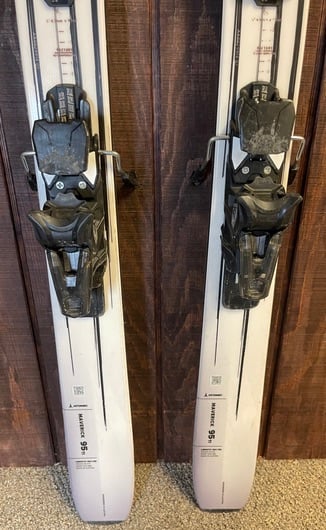 Atomic Maverick 95 Ti Skis w/ Bindings - USED