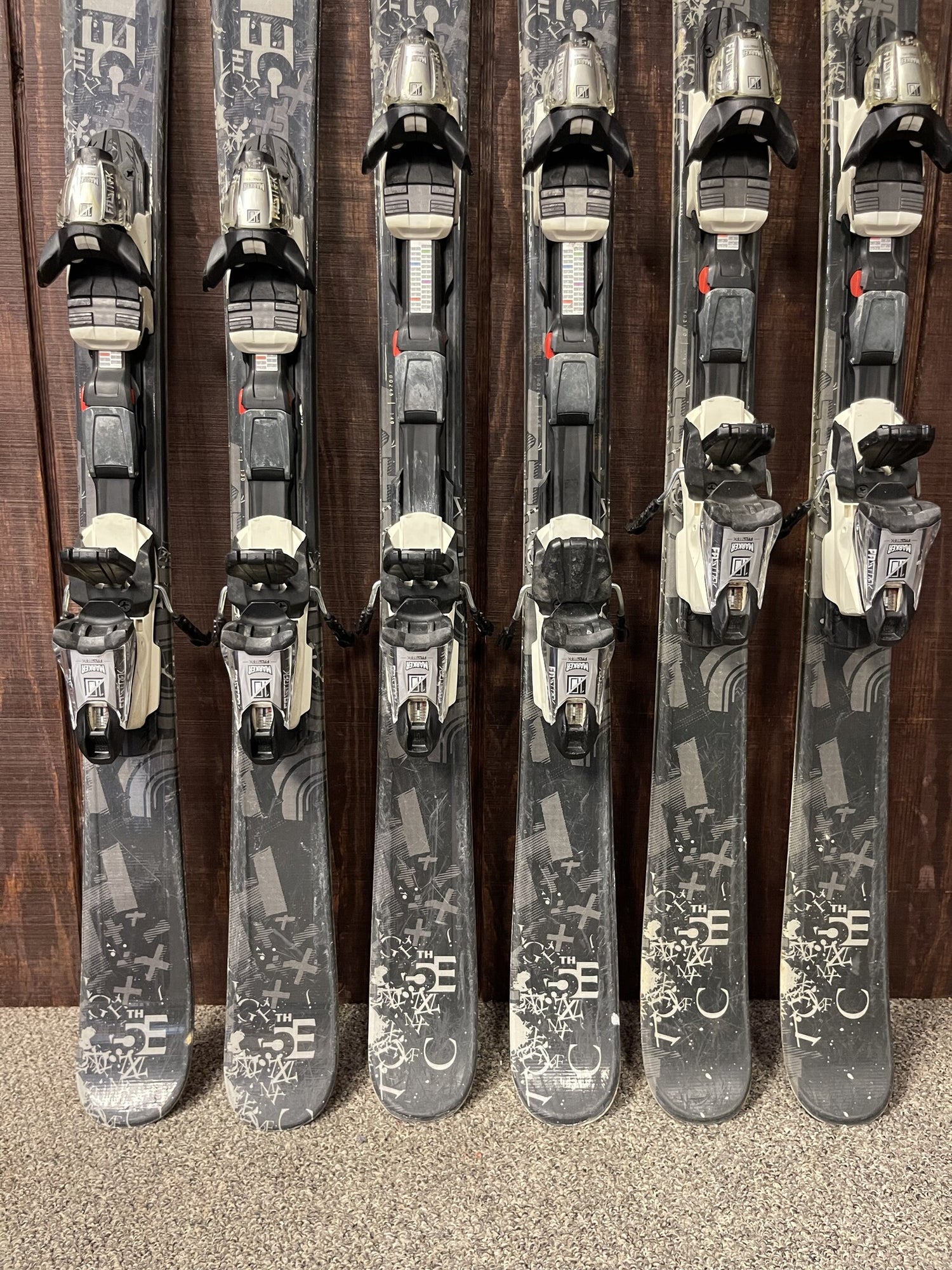5Th Element TXT Twin Tip Jr Skis + Marker 10 Fastrak Bindings