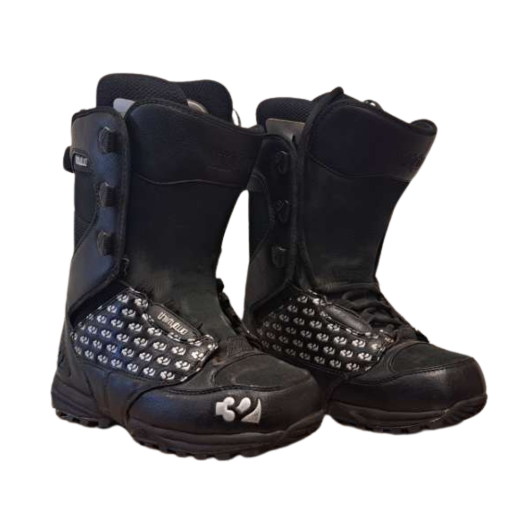 ThirtyTwo Lashed Womens Snowboard Boots, Size 7, FINAL SALE