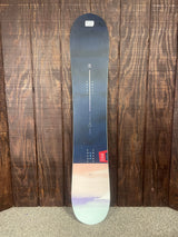 Used 2024 Nidecker Womens Ora Snowboard 143cm