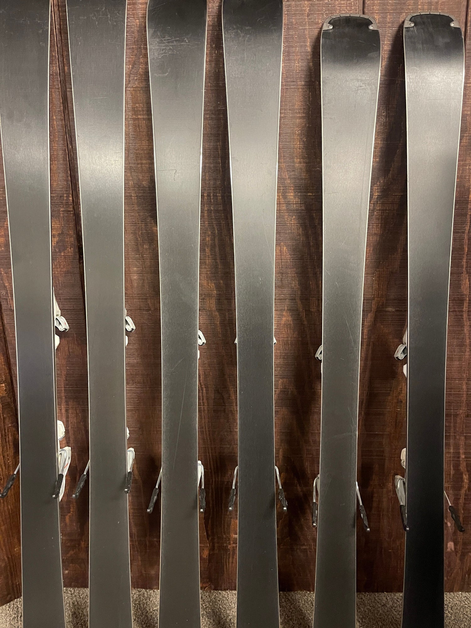 2023 Atomic Cloud Q8 Skis + Atomic M10 GW Demo Bindings