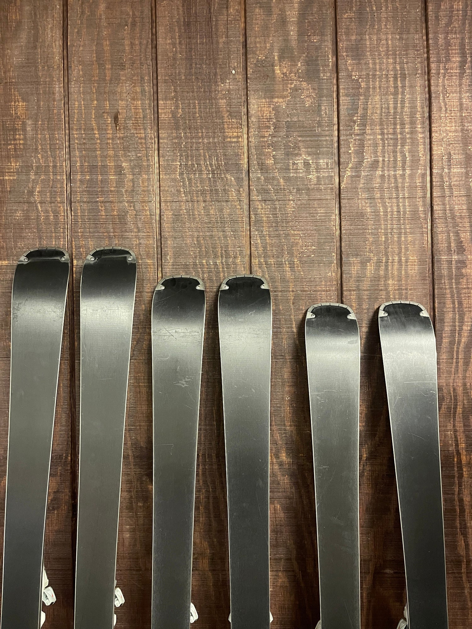 2023 Atomic Cloud Q8 Skis + Atomic M10 GW Demo Bindings