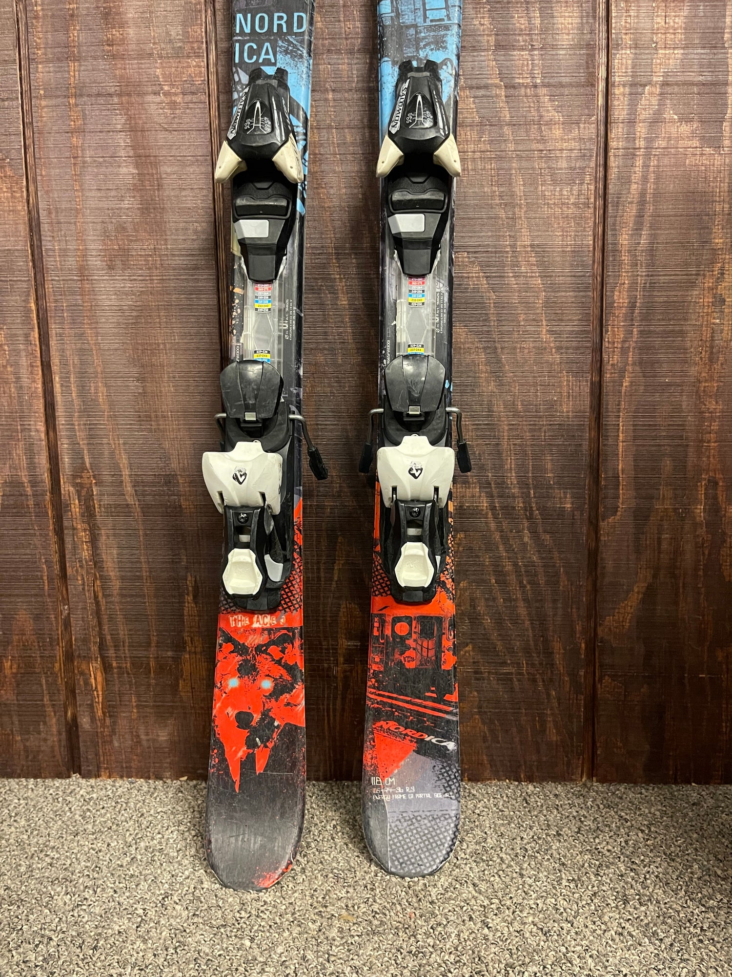Nordica Ace J Kids Skis + Salomon L7 Bindings