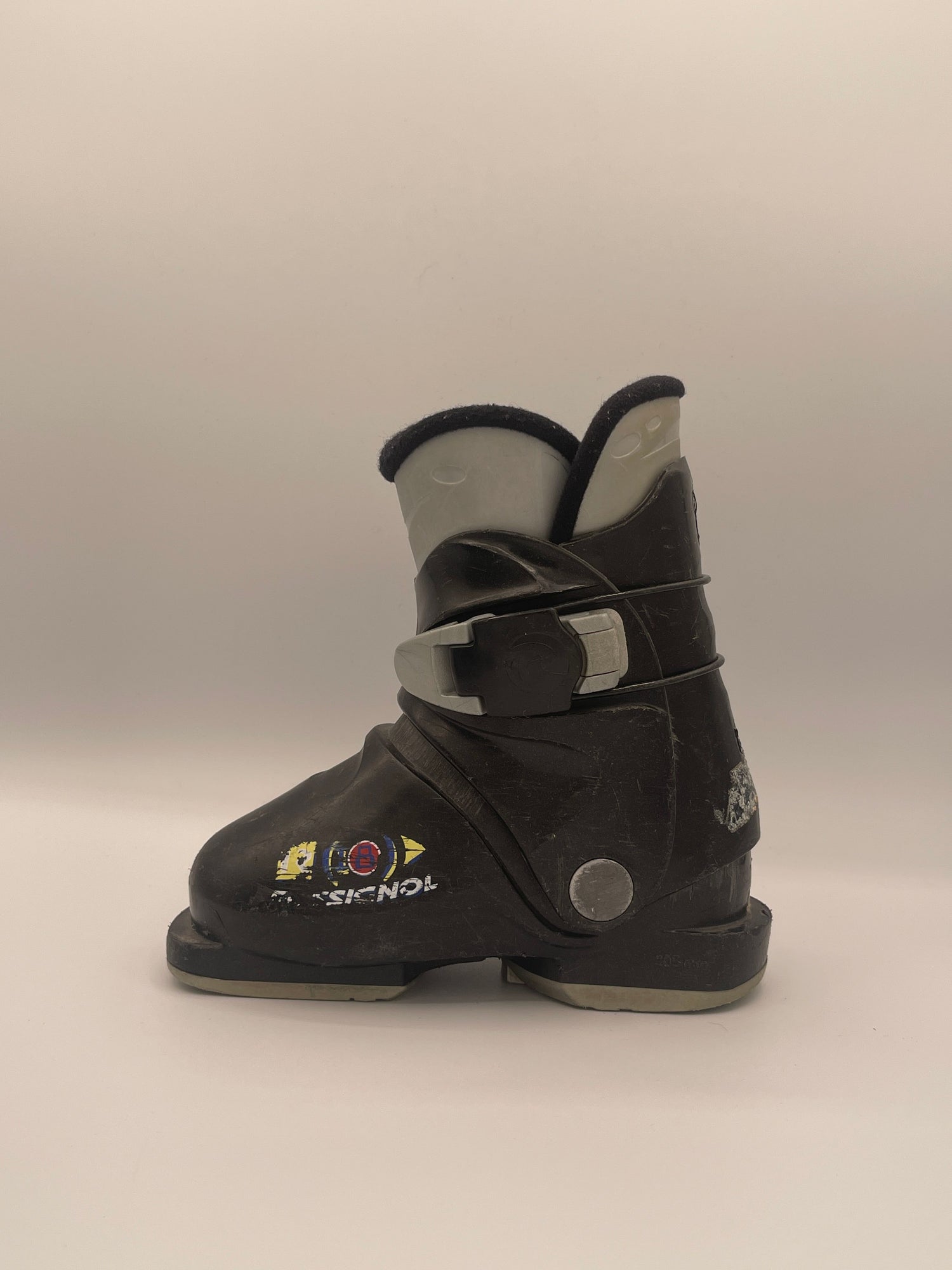 Rossignol R18 Kids Ski Boots, Size 16.5