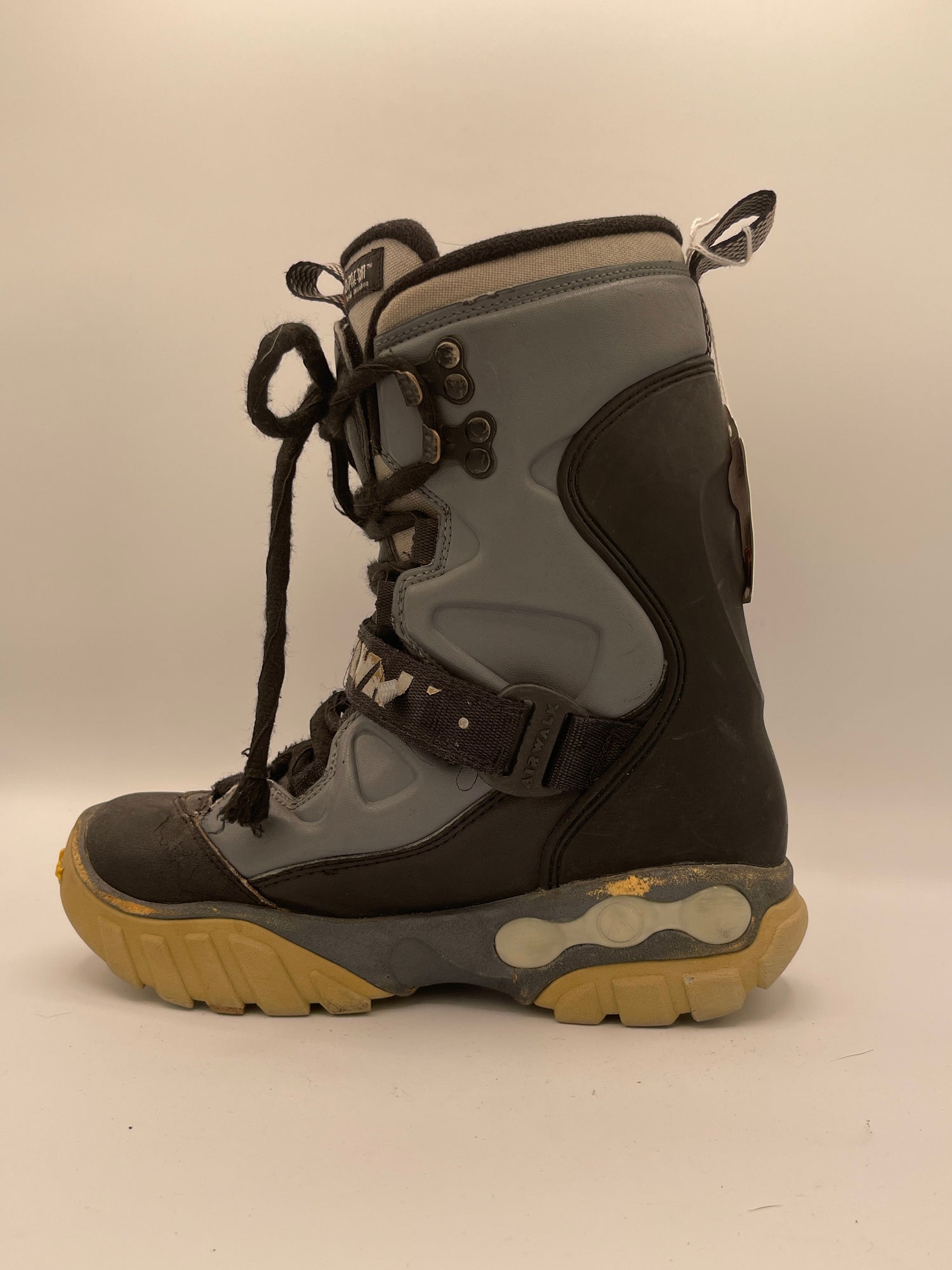 Airwalk Freeride - Size: 7K - SOLD AS IS/NO REFUNDS/NO EXCHANGES
