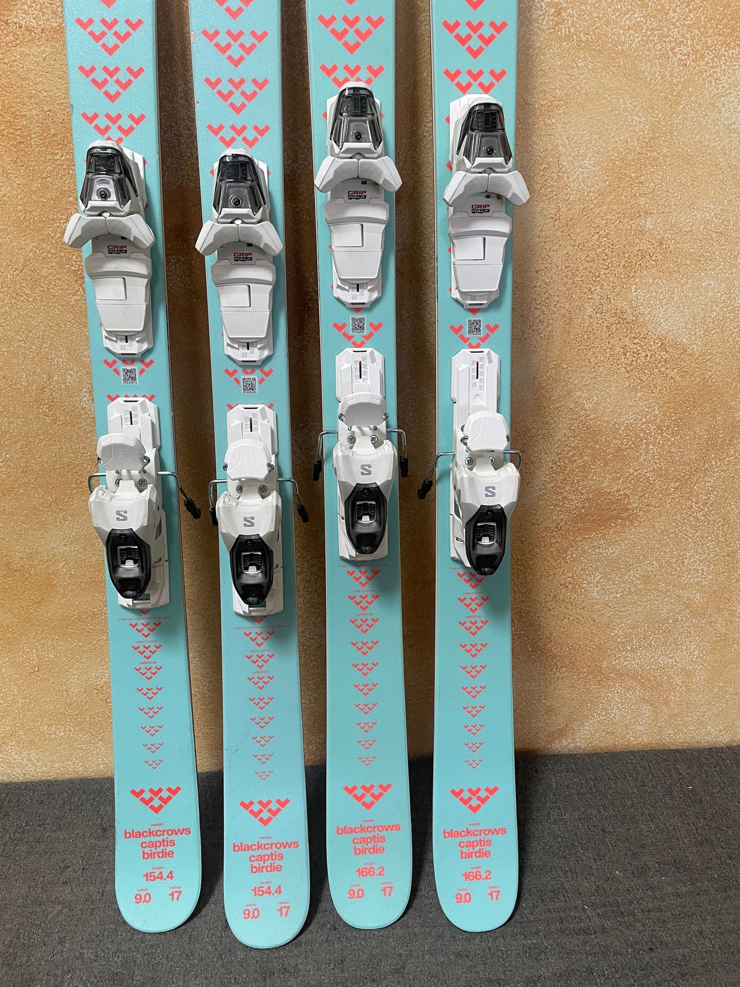 Used 2024 Black Crows Captis Birdie Skis + Salomon M10 GW Bindings