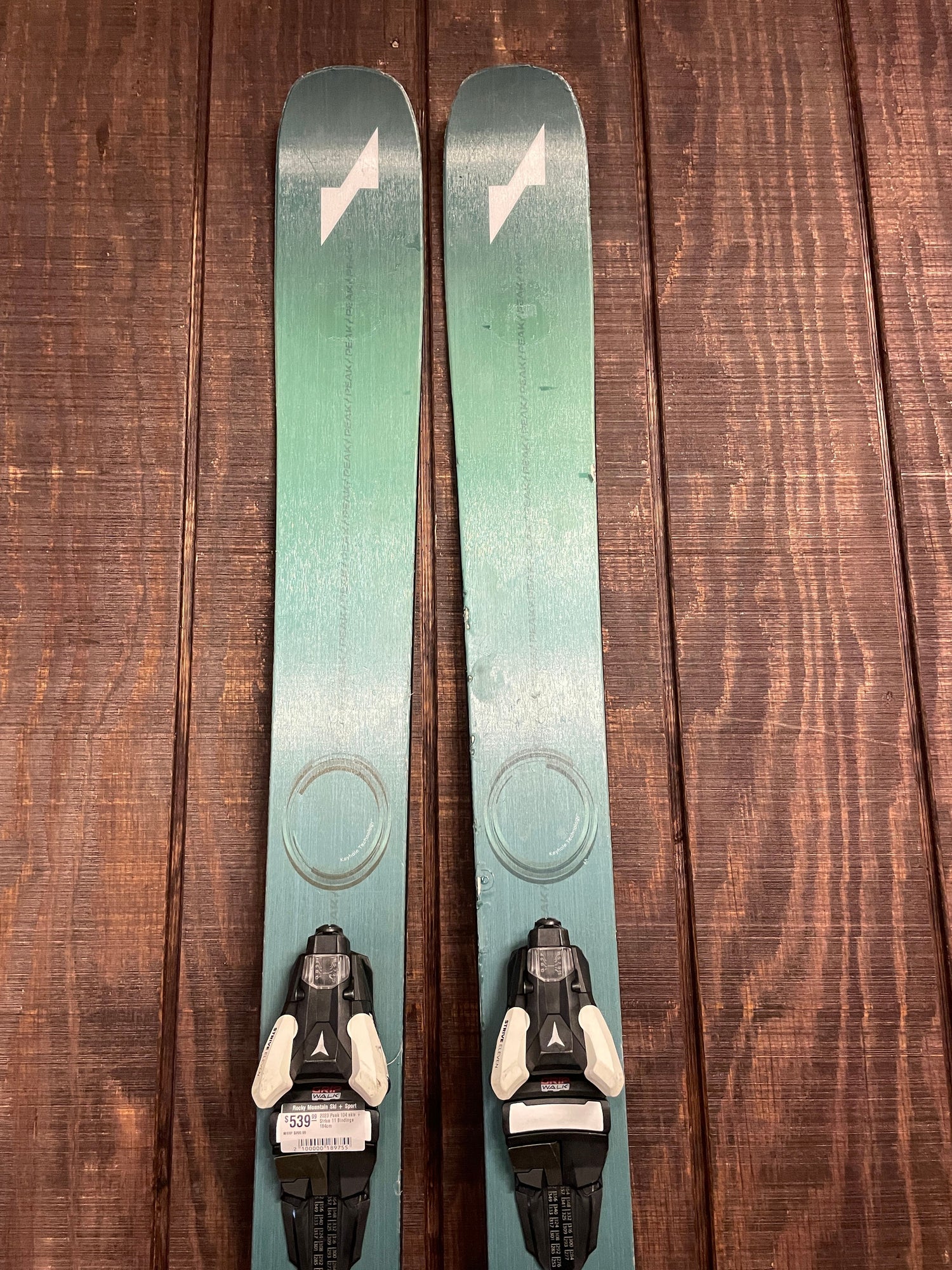 Used 2023 Peak 104 skis + Strive 11 Bindings