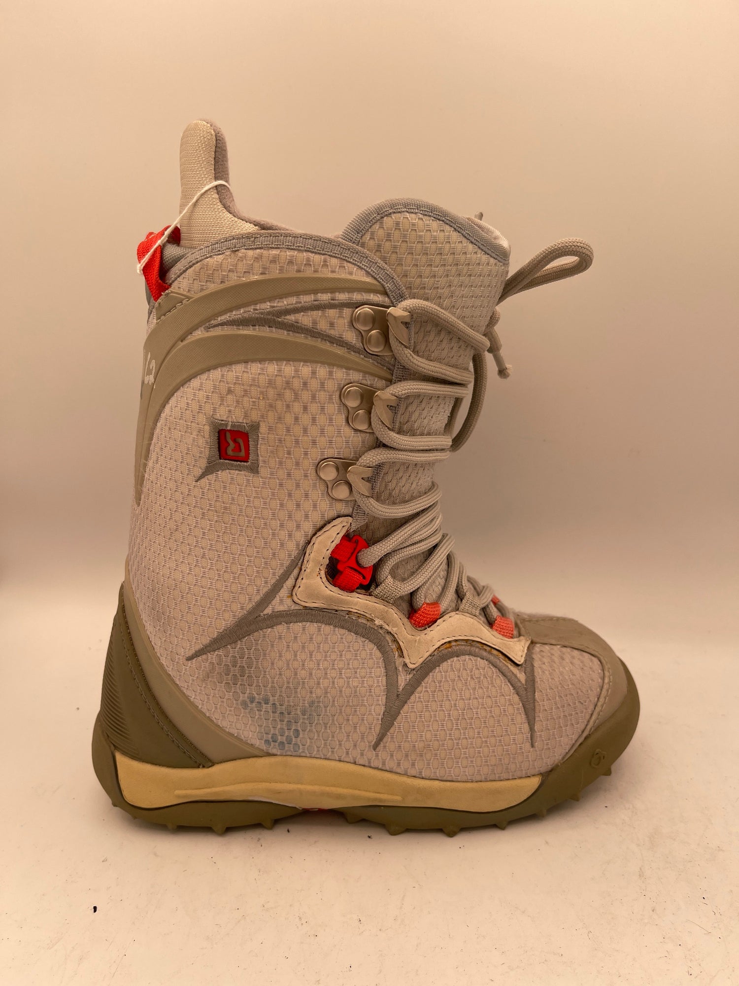 Burton Sapphire Snowboard Boots, Size 5 WMNS FINAL SALE