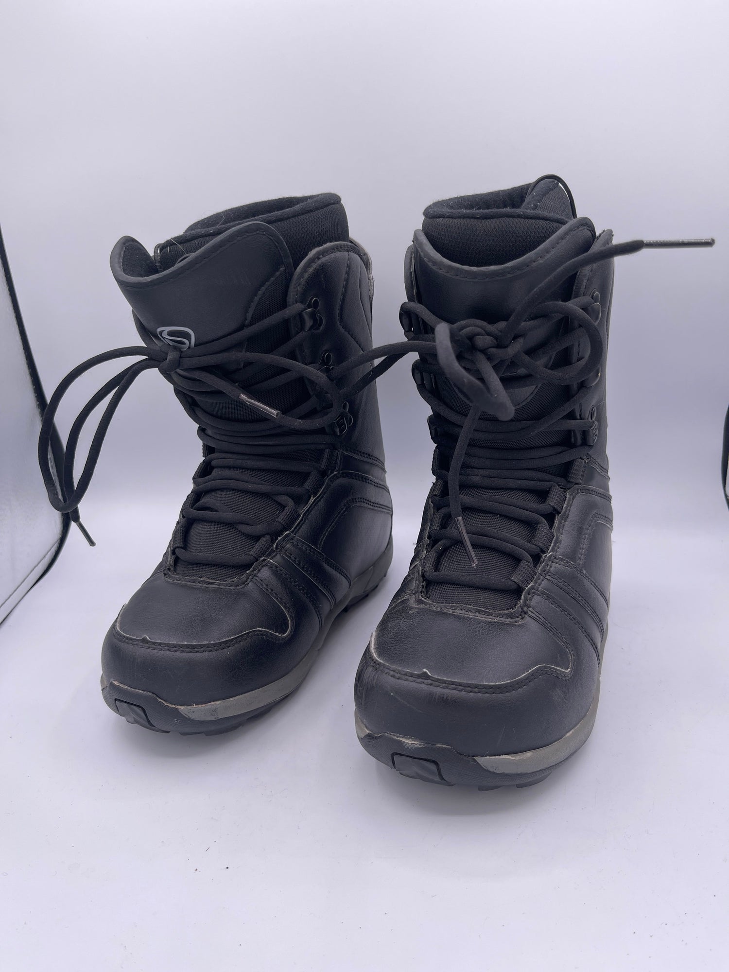 Used Stuf Snowboard Boots Mens 5.5