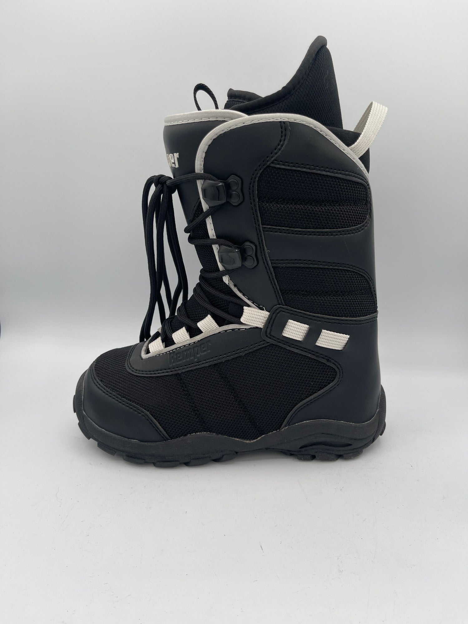 Kemper Women's Snowboard Boots - Size 5 FINAL SALE