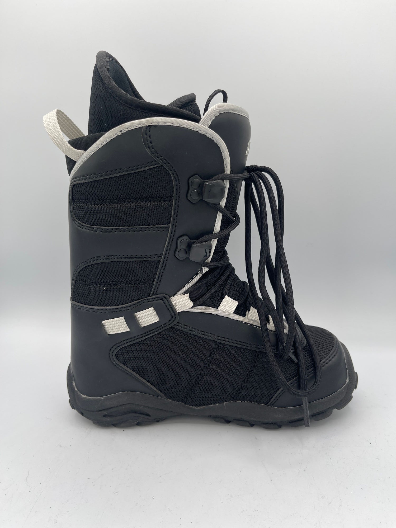 Kemper Women's Snowboard Boots - Size 5 FINAL SALE