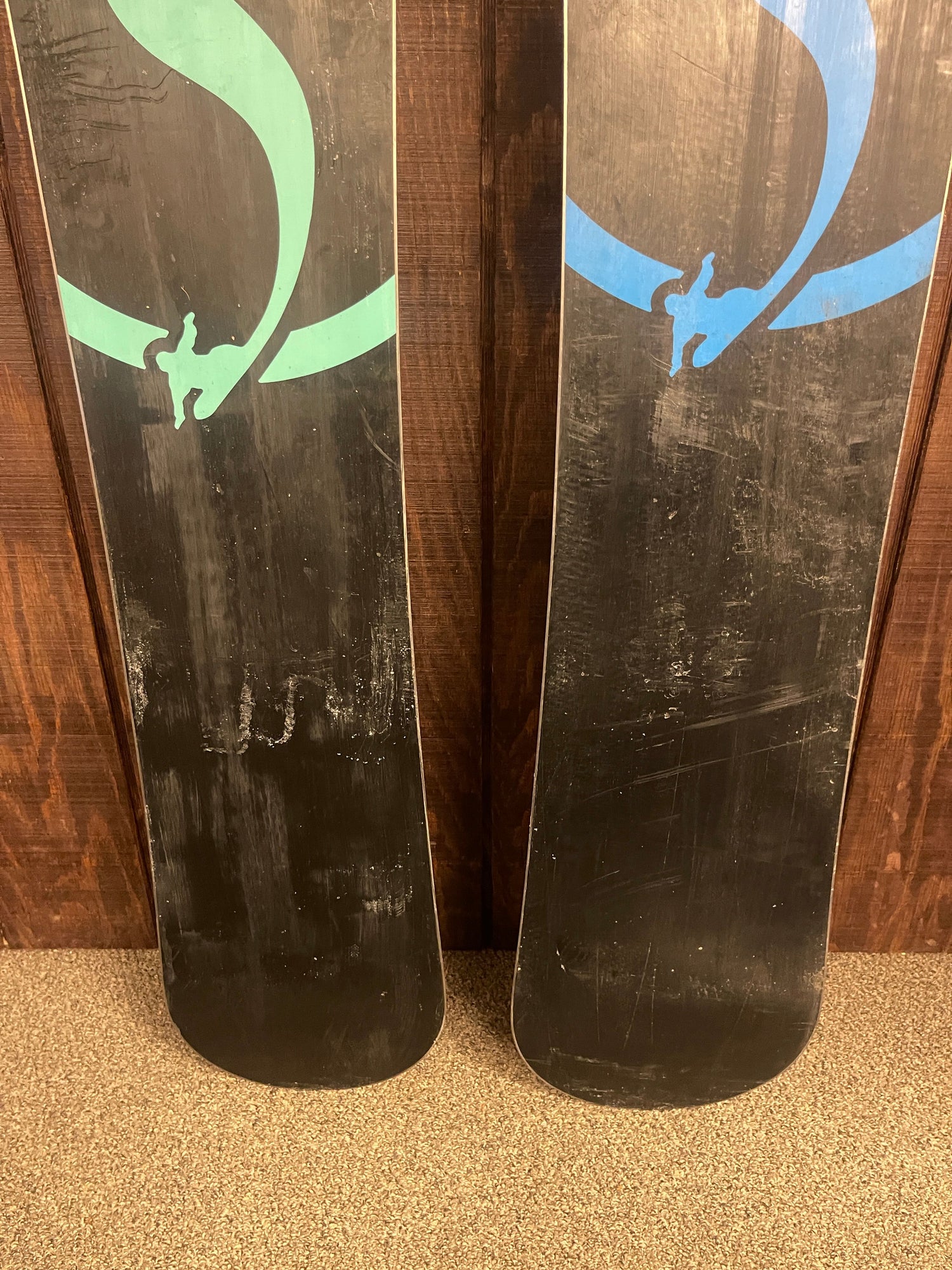 Used 2022 Never Summer Harpoon Snowboard