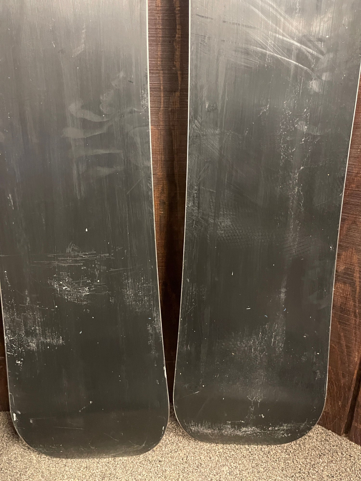 Used 2021 Salomon Super 8 Snowboard