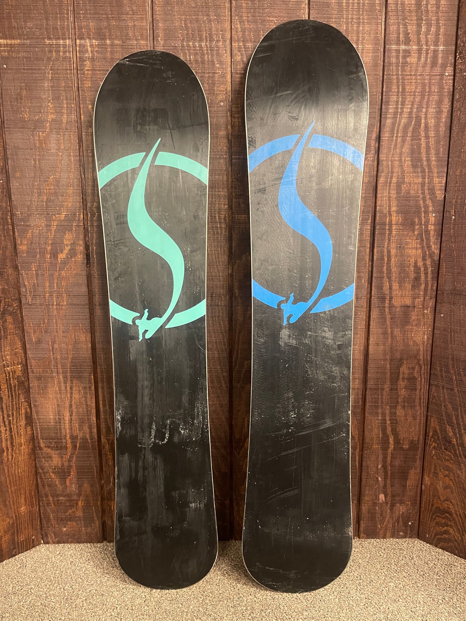Used 2022 Never Summer Harpoon Snowboard