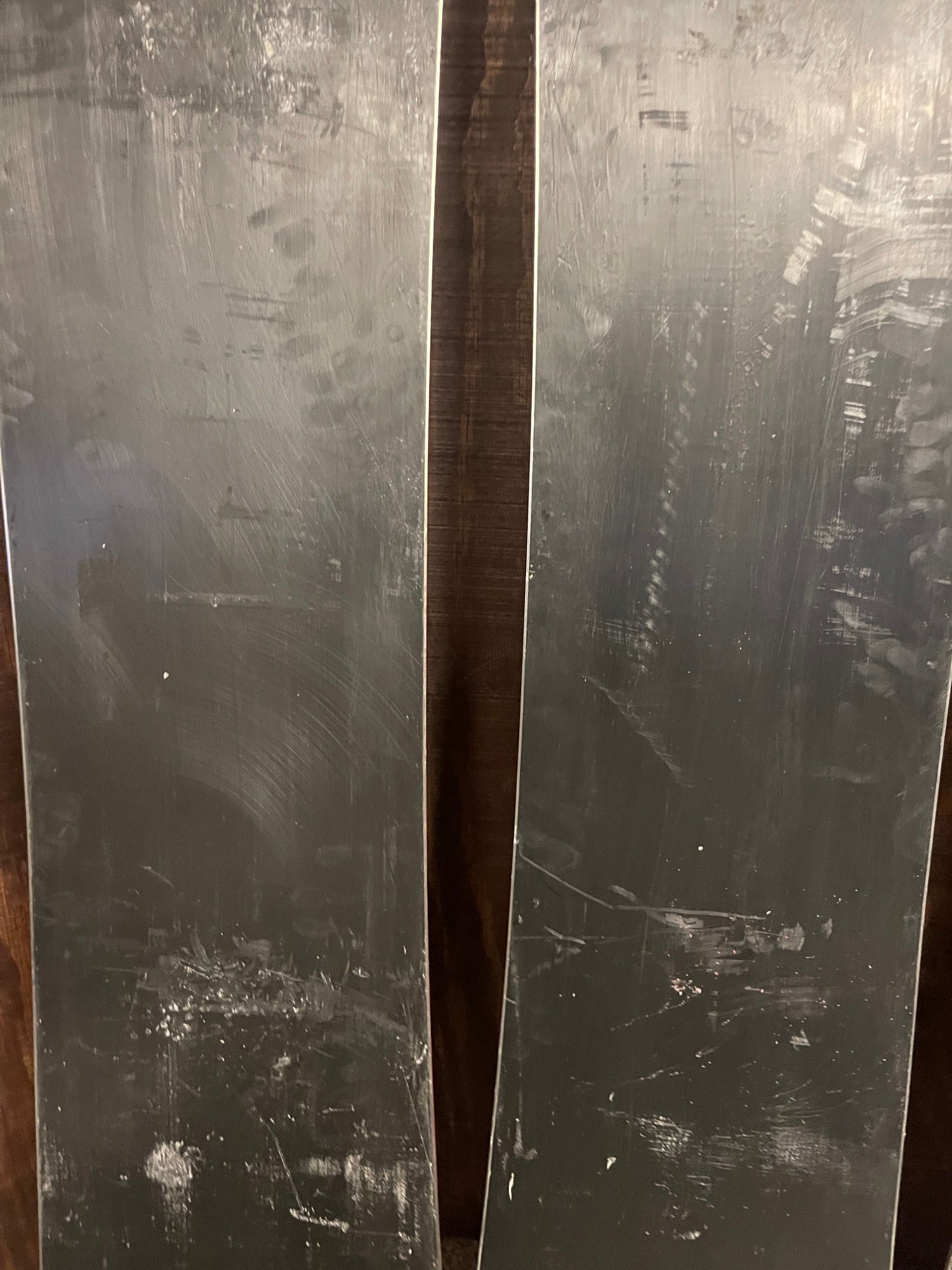 Used 2021 Salomon Super 8 Snowboard