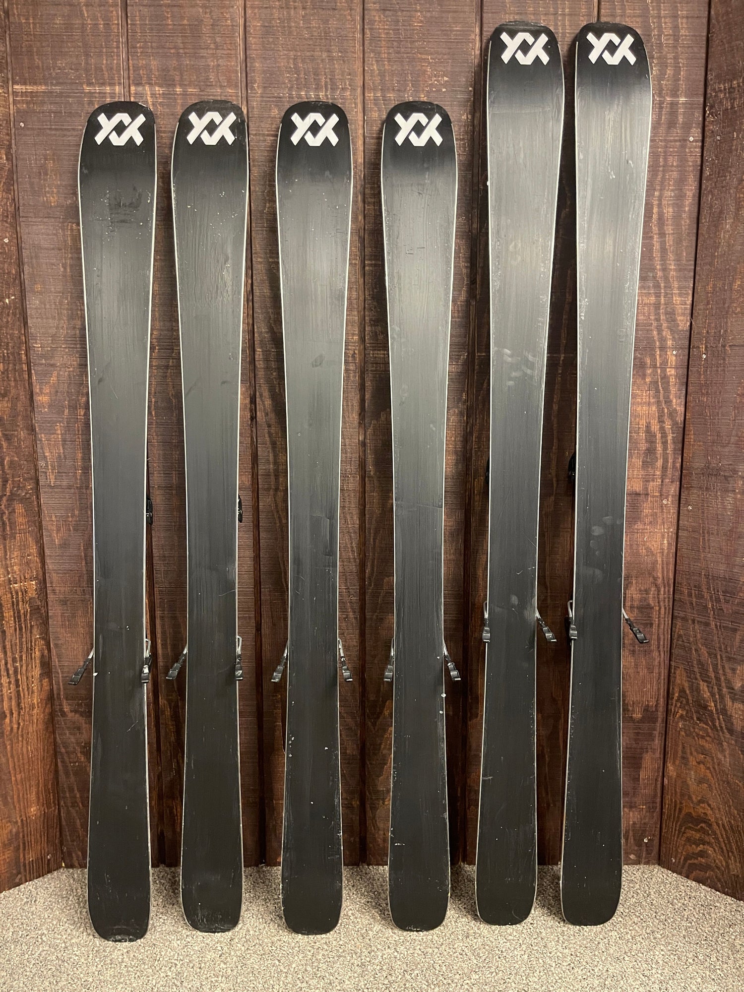 2023 Volkl Blaze 94 W Skis + Squire 11 Bindings