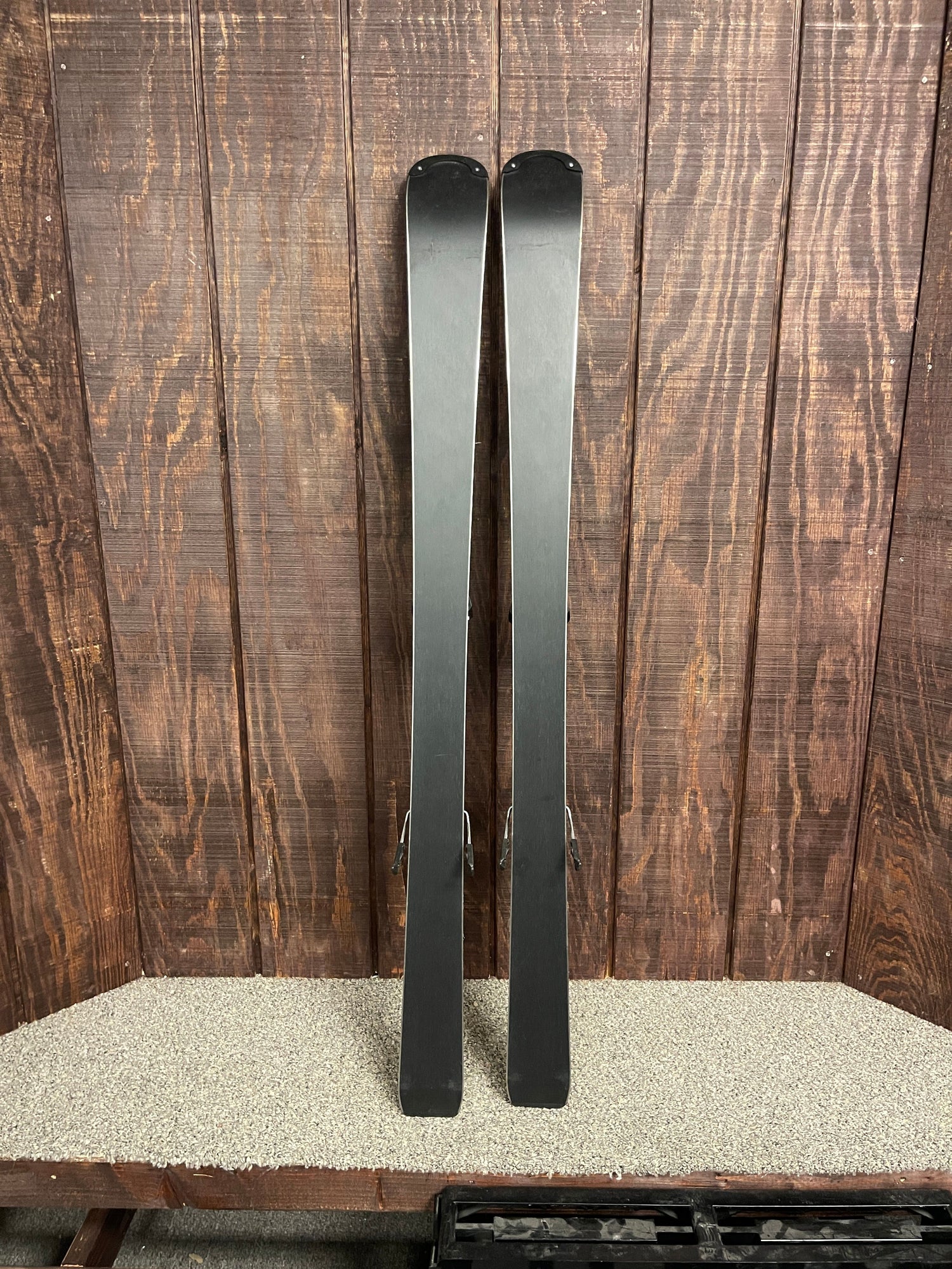 Salomon Focus X-Wing Skis + Demo Bindings
