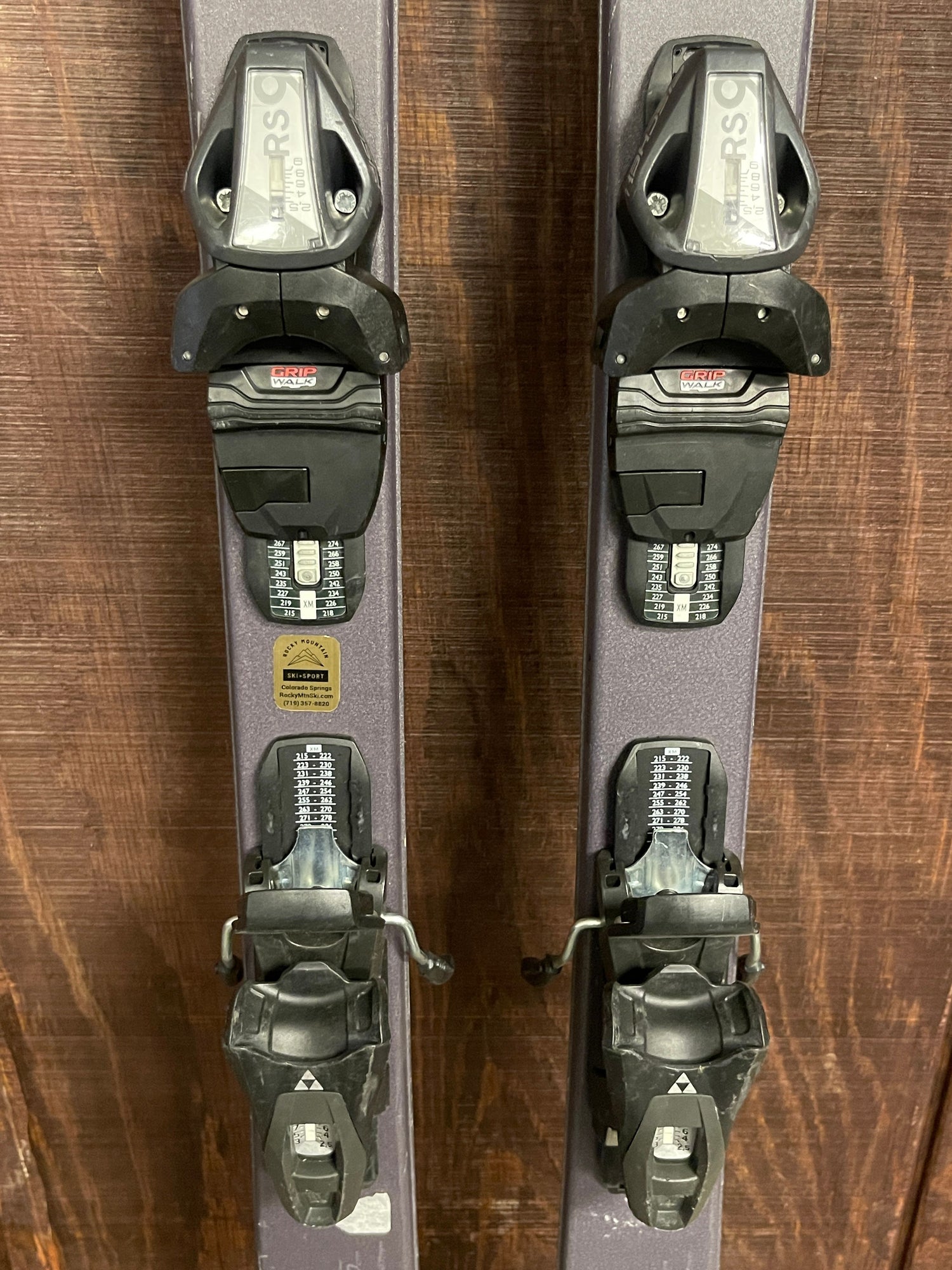Used 2023 Fischer Inspire Skis + RS9 GripWalk Bindings