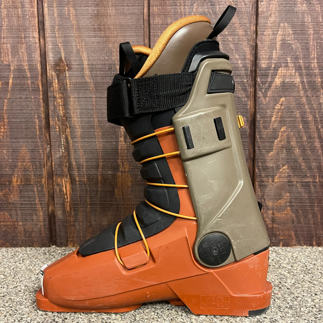 Used K2 Revolve Men's Ski Boots, Size 28.5
