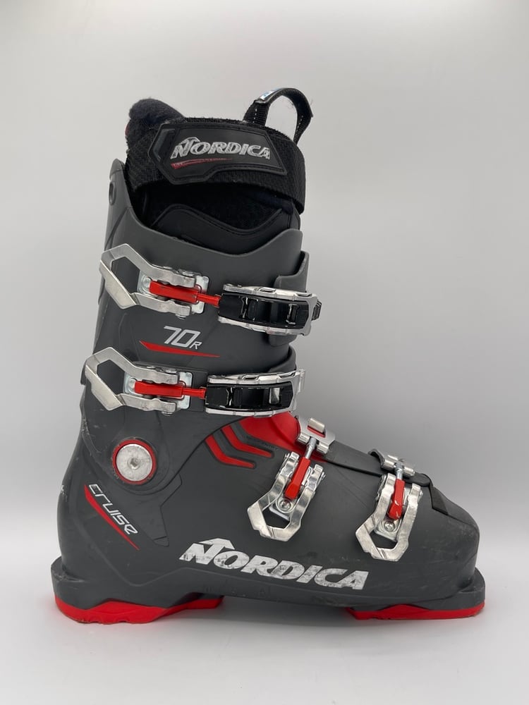Nordica Cruise 70R Ski Boot - Used - Image 9