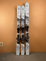Used 2025 Atomic Maven 84 + M10 Bindings Womens Skis