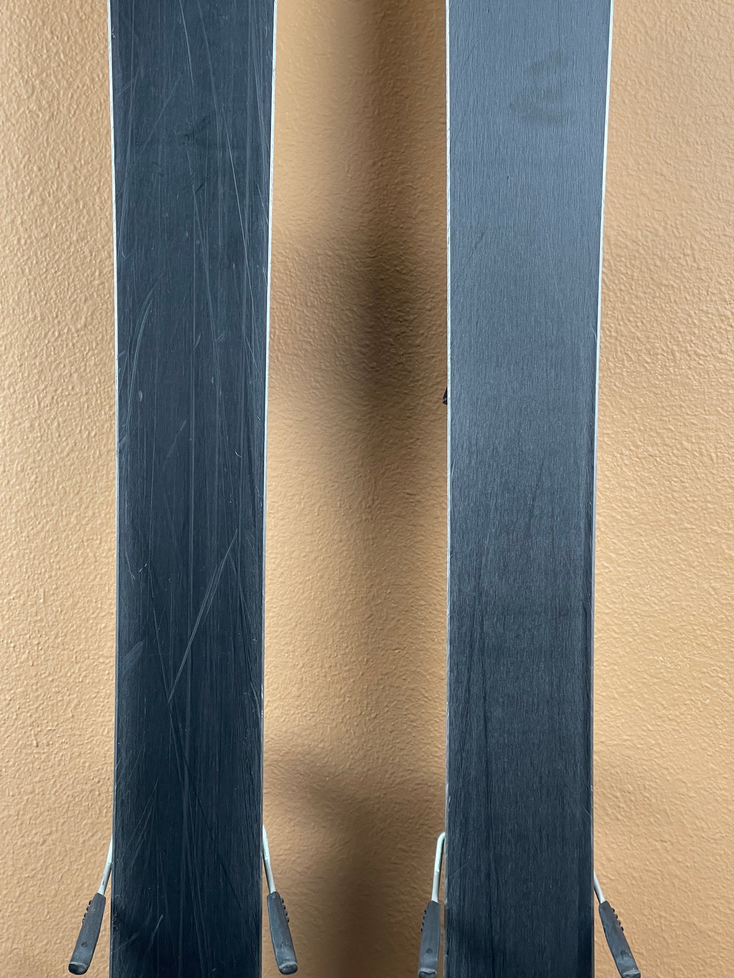 Used 2025 Head Kore 90 X Skis + PR11 Bindings