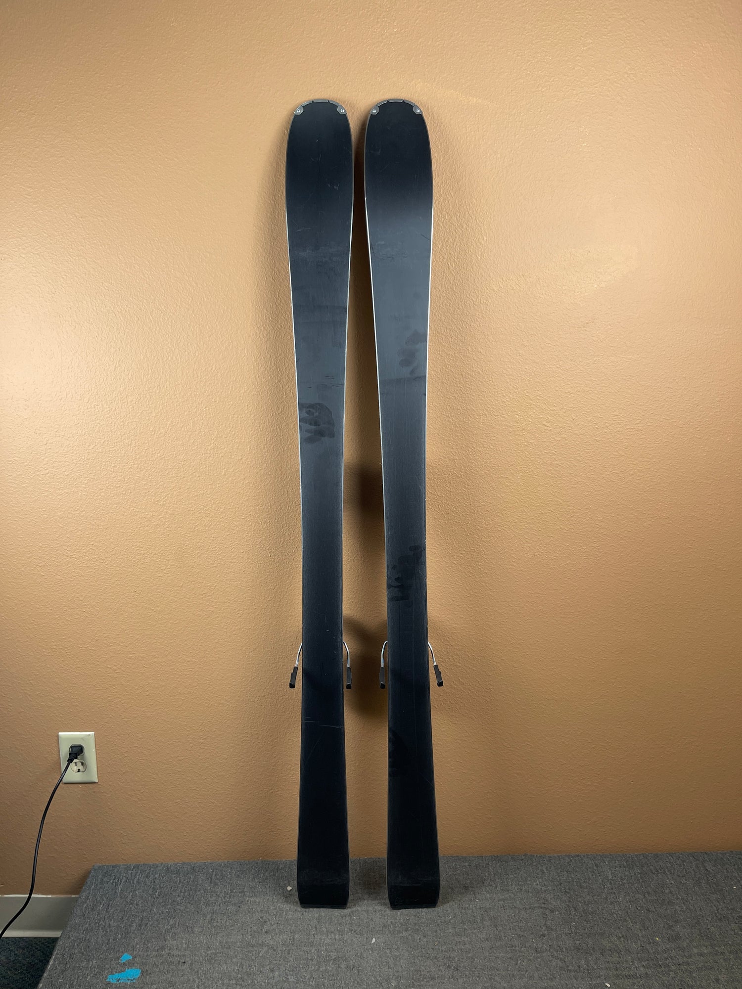 Used 2025 Dynastar E-Cross 78 Skis + Xpress 10 Bindings