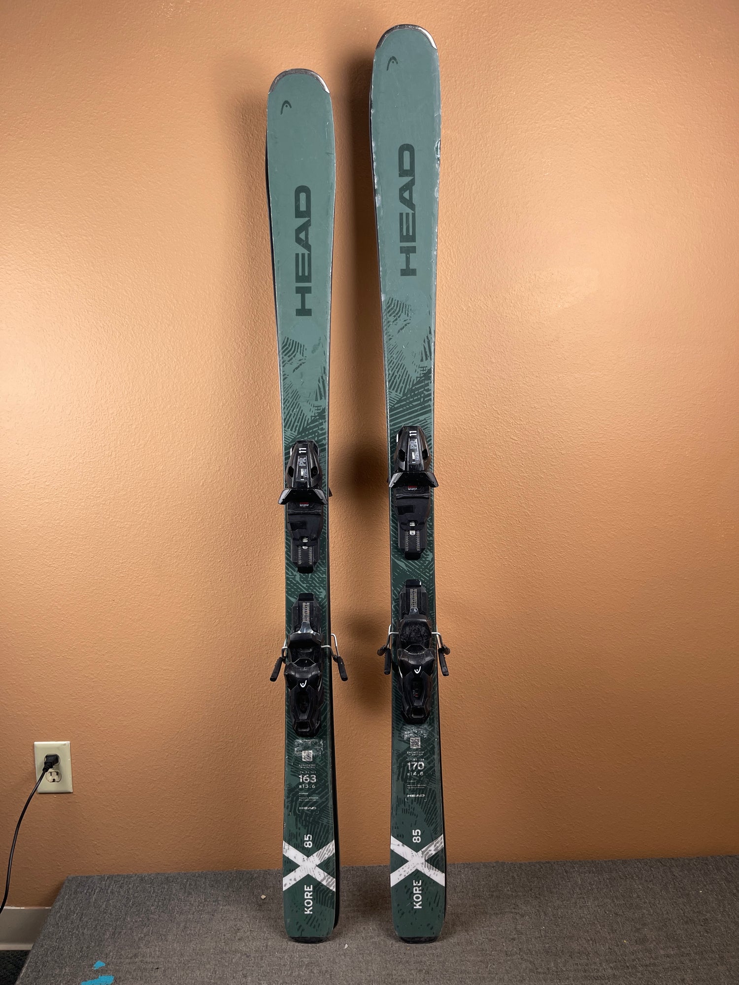 Used 2025 Head Kore 85 X Skis + PR11 Bindings