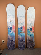 Used 2021 Never Summer Infinity Womens Snowboard