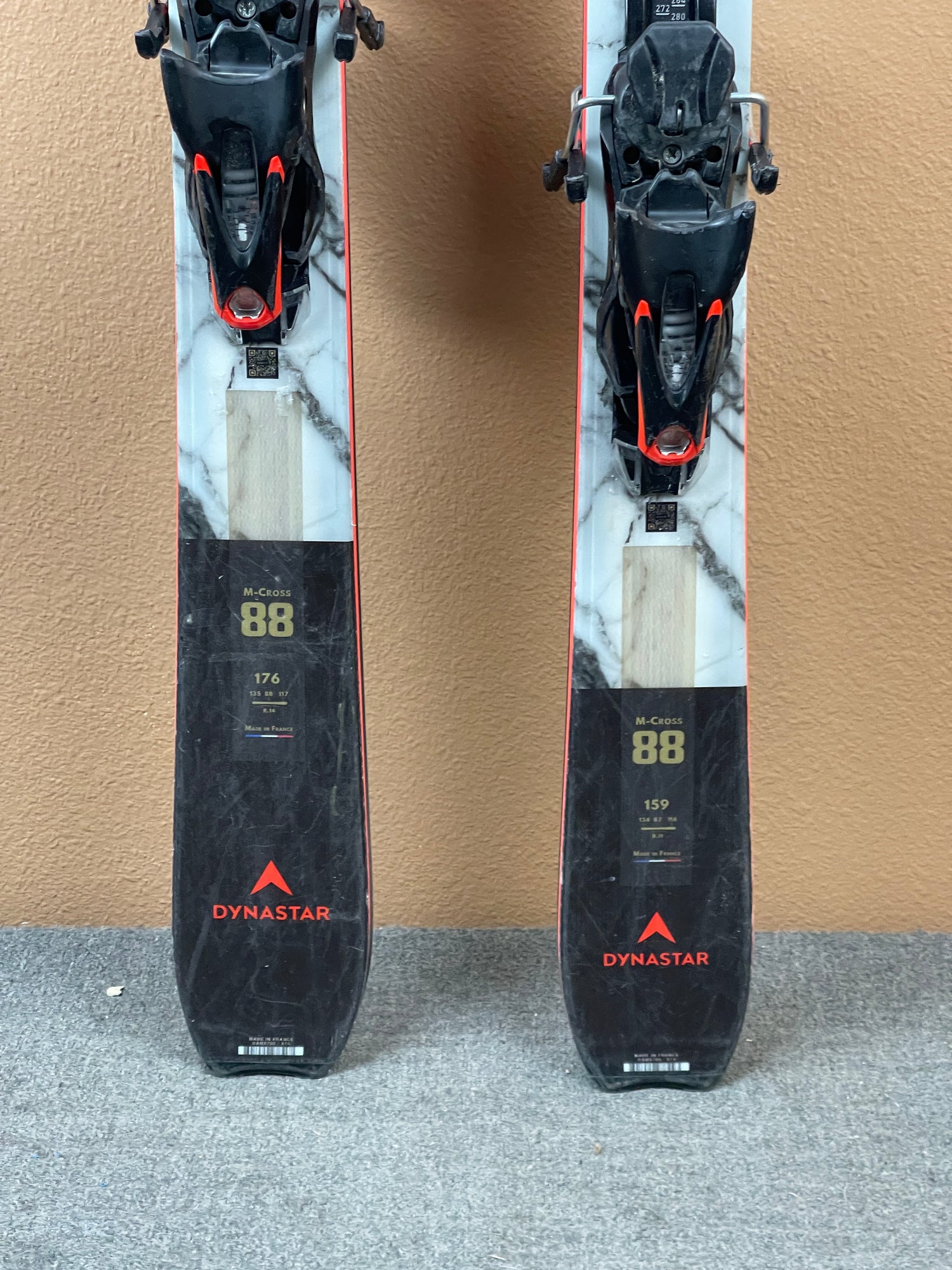 Used 2023 Dynastar M Cross 88 + Look SPX 14 Bindings