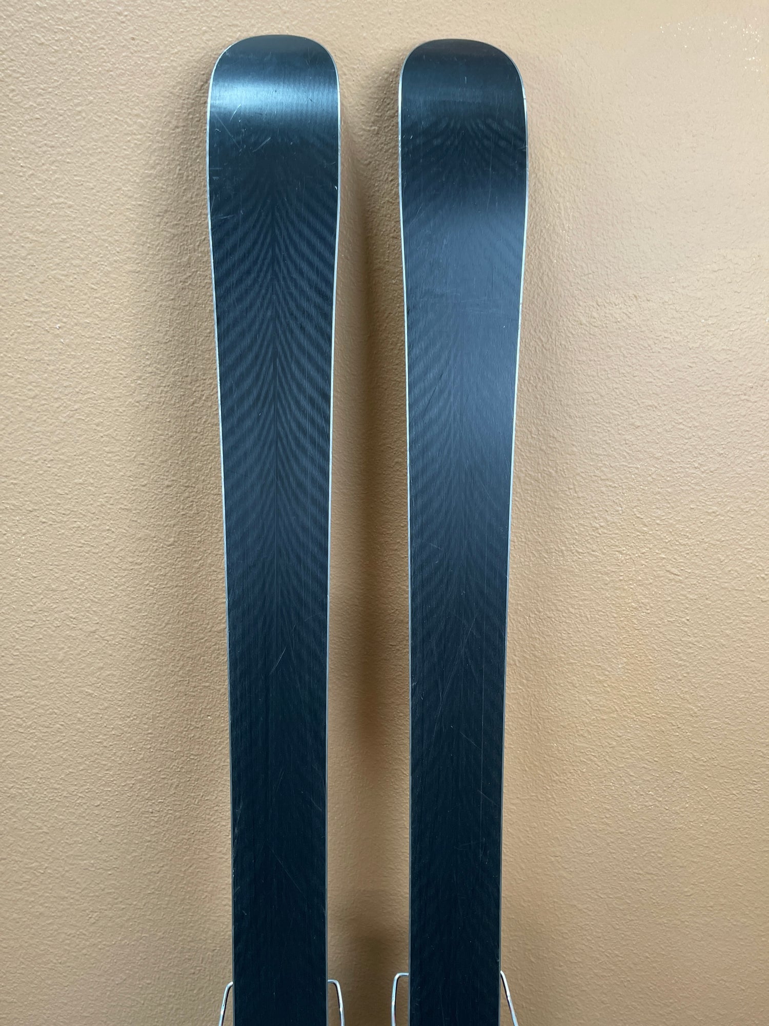 Used 2022 Rossignol Black Ops Smasher Skis + Look Xpress 11 Bindings