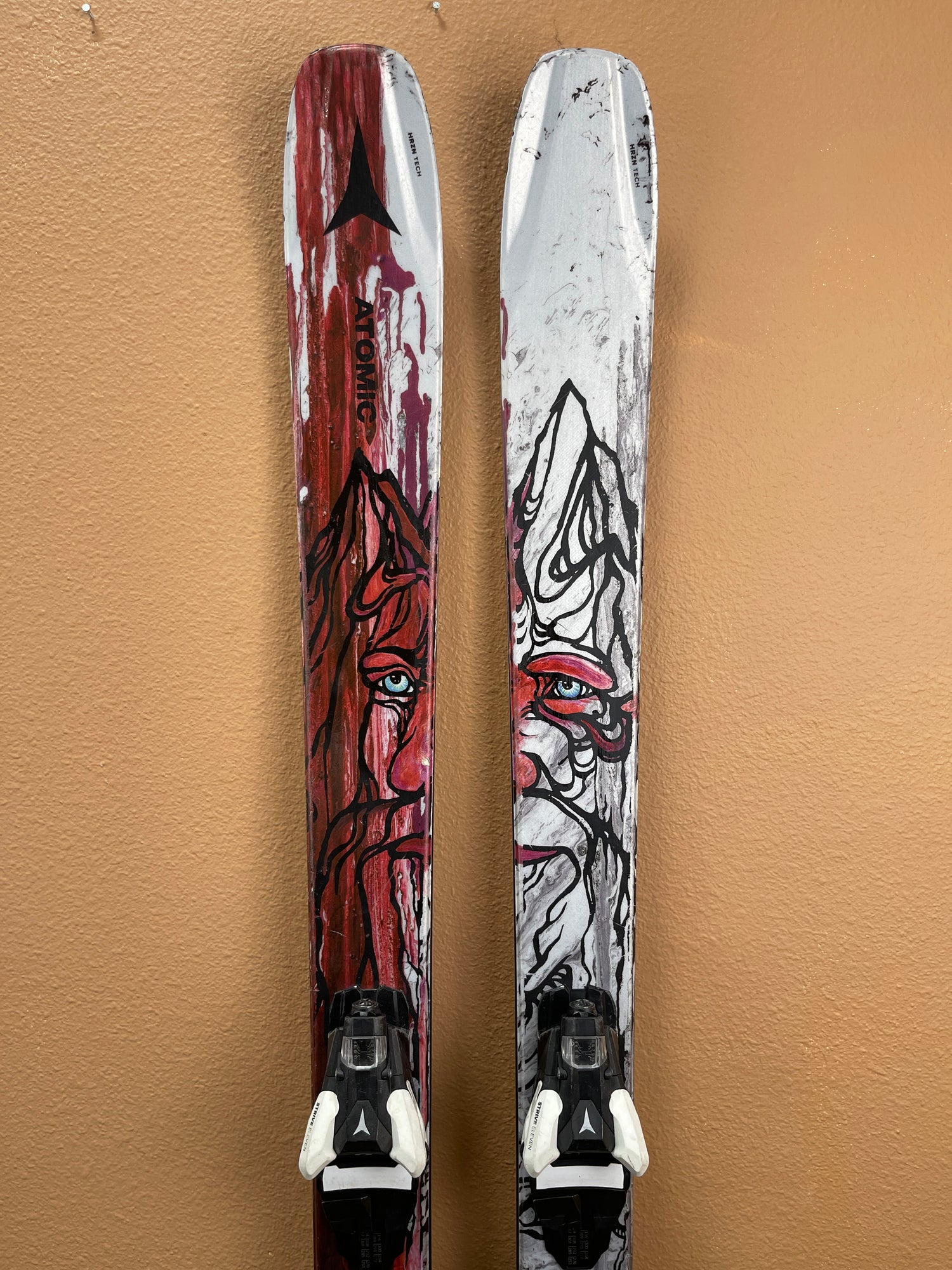Used 2025 Atomic Bent Chetler 90 Skis + Strive 11 Bindings