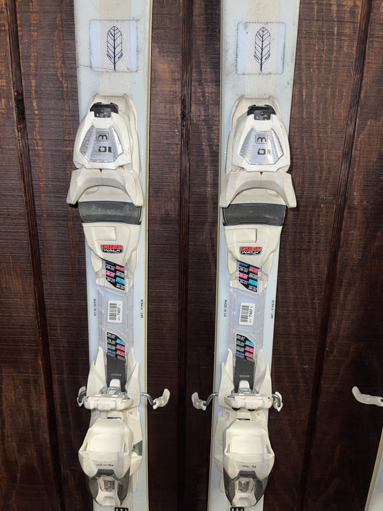 Blizzard Elevate 7.7 w/ Bindings - Cheetah Print