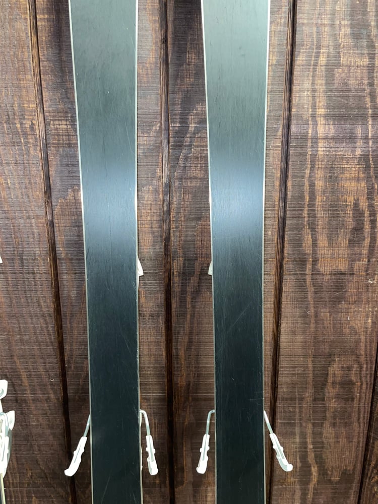 Blizzard Elevate 7.7 w/ Bindings - Cheetah Print