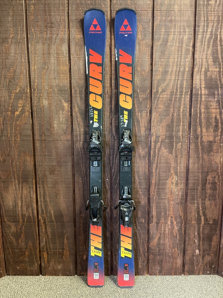 Fischer The Curv Kids Ski w/Bindings - USED