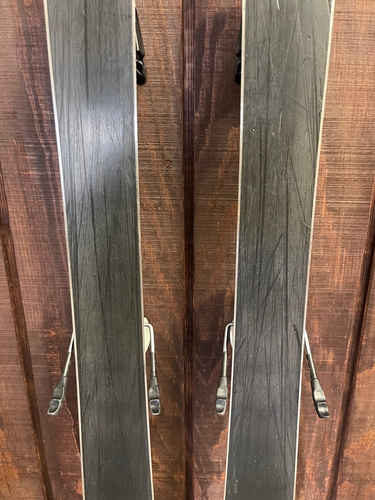 Fire Arrow Kids Skis w/ Bindings - USED