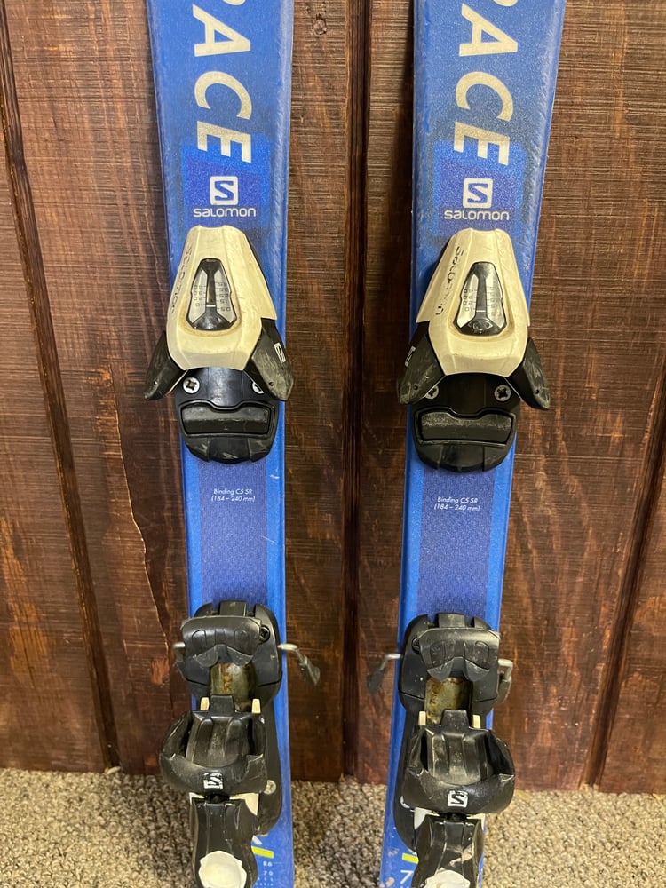 Salomon Race Jr. Kid's Skis w/Bindings - USED
