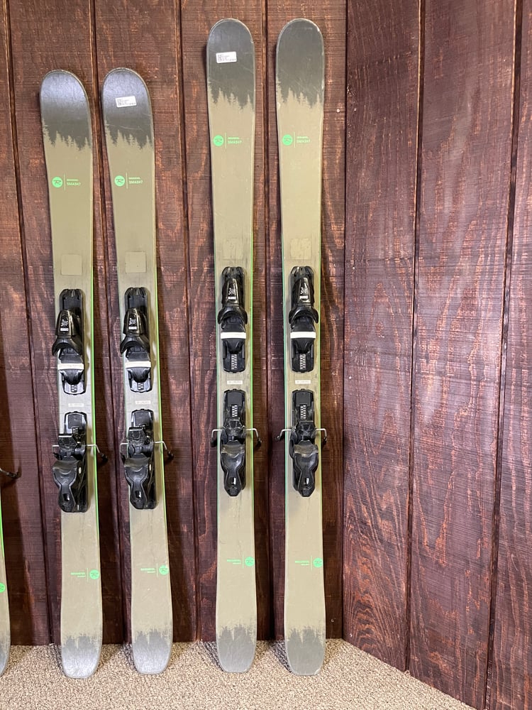 2020 Rossignol Smash 7 w/Bindings - USED